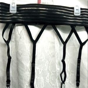 Darque Garter Belt women's size XL